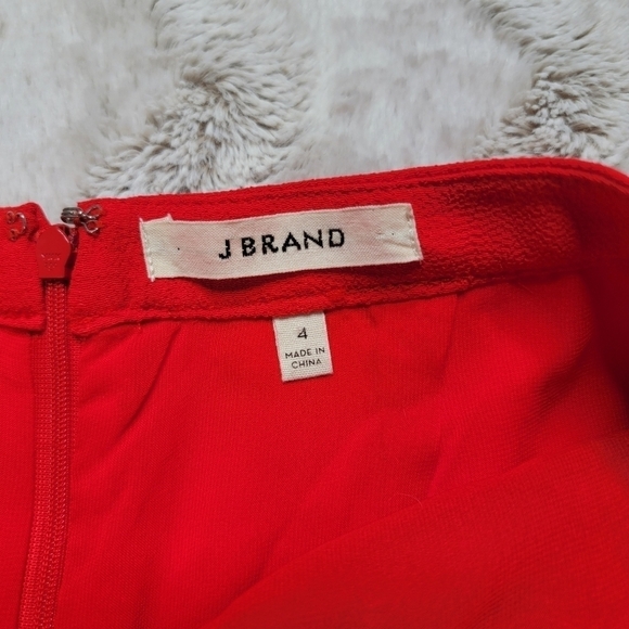 J Brand Maryse Asymmetrical Crepe Overlay Skirt Masai Red Size 4 - Picture 9 of 14